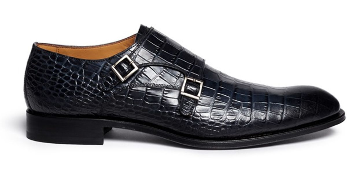 croc embossed shoes