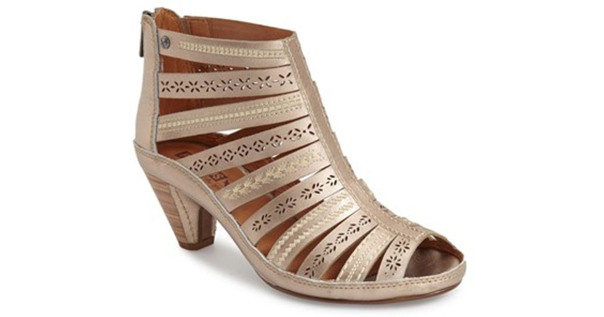 pikolinos gladiator sandals