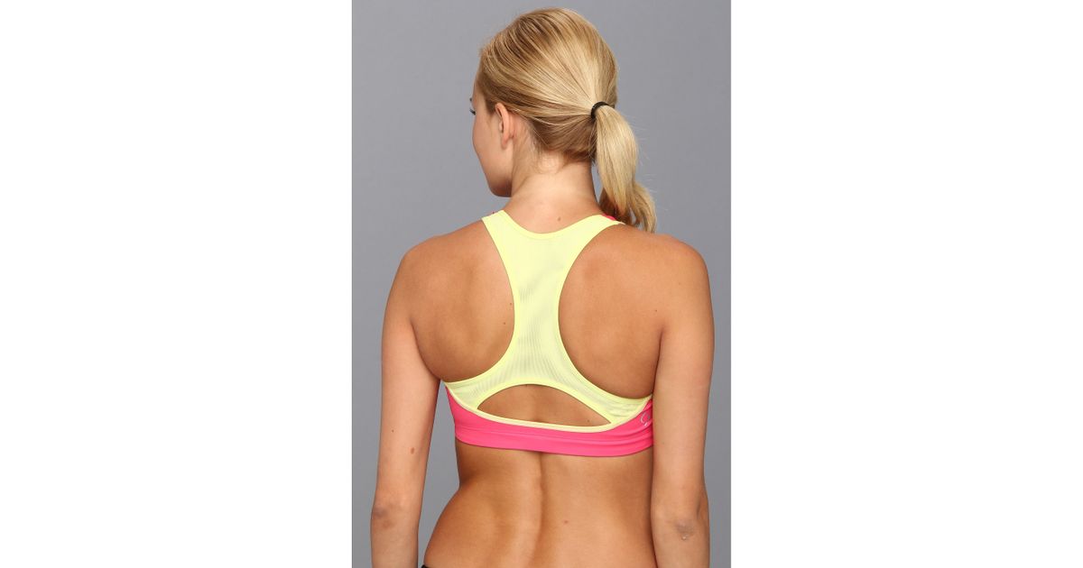 Moving Comfort Vixen Sports Bra Ab In Pink Lyst