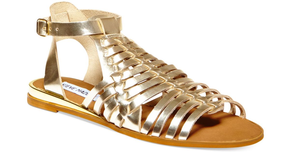 Steve Madden Women's Comely Flat Gladiator Sandals in Gold (Metallic) | Lyst