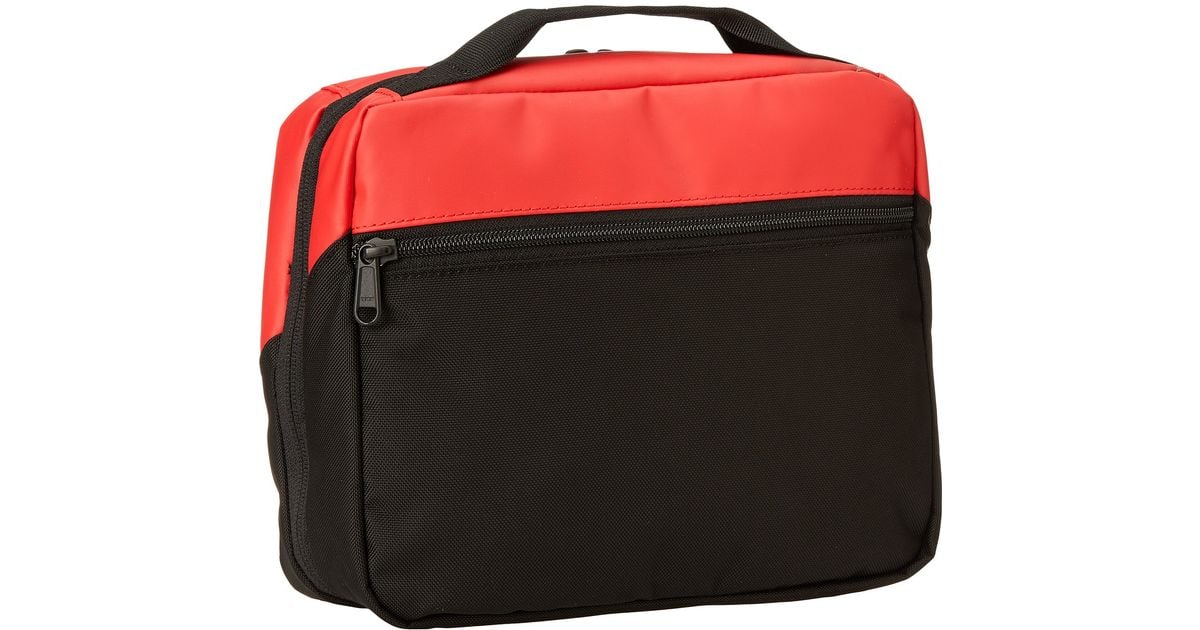 north face bathroom bag