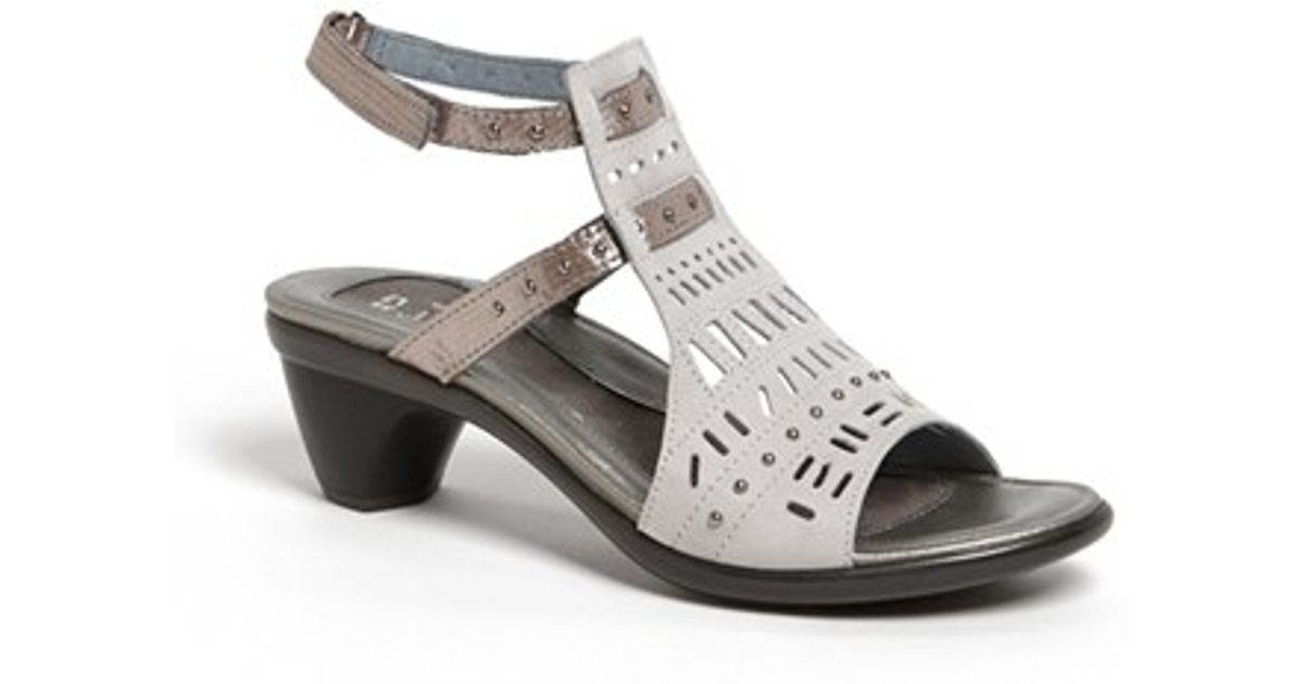 naot vogue sandal