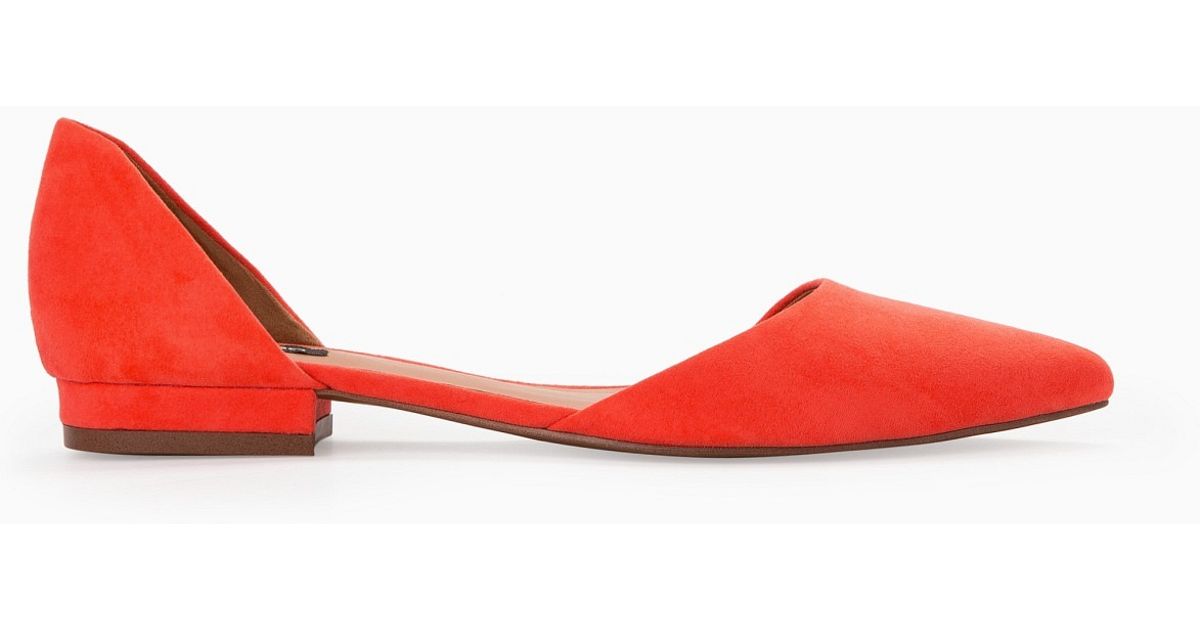 red pointed flat shoes