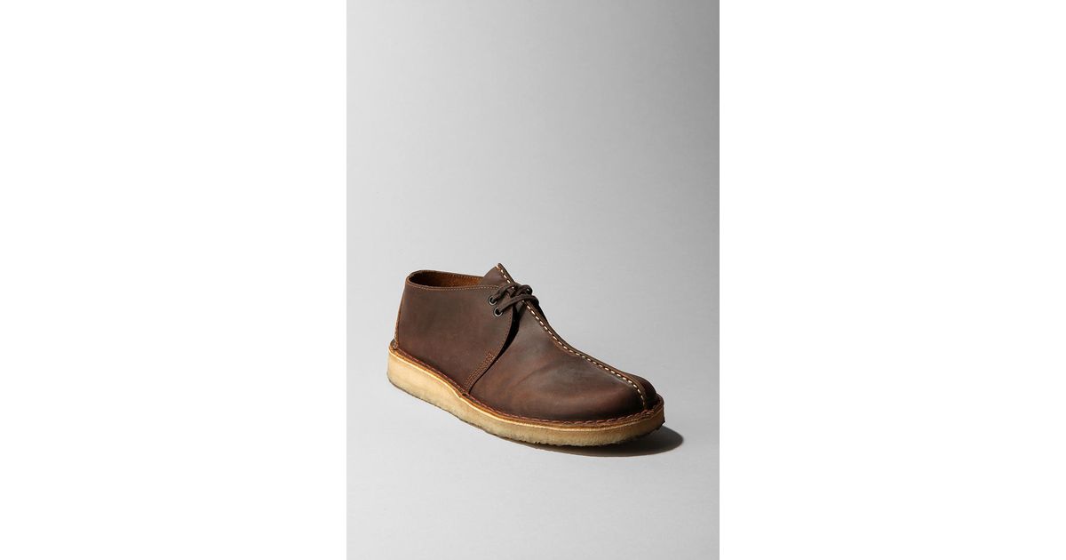 urban outfitters clarks