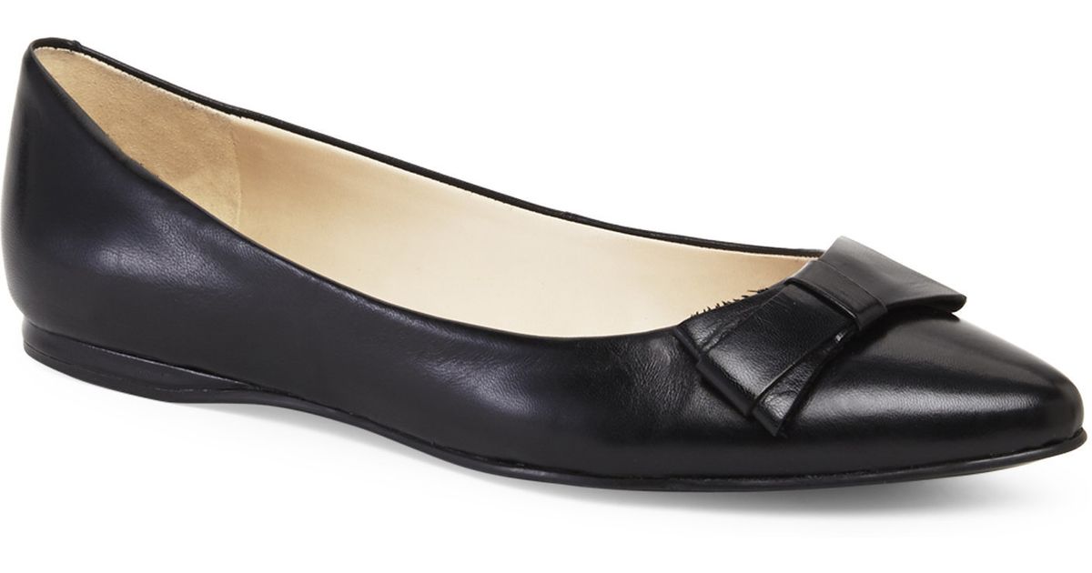nine west bow flats