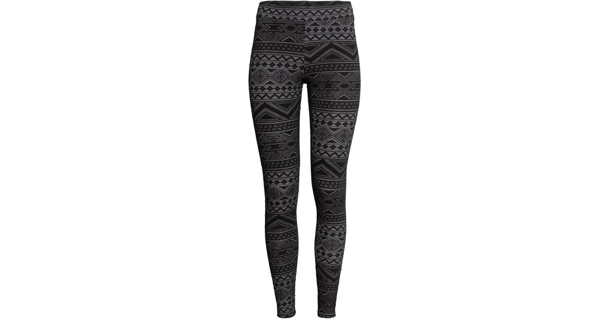 black and grey patterned leggings