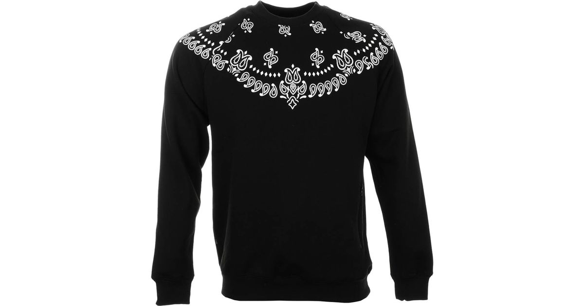 black squad sweater