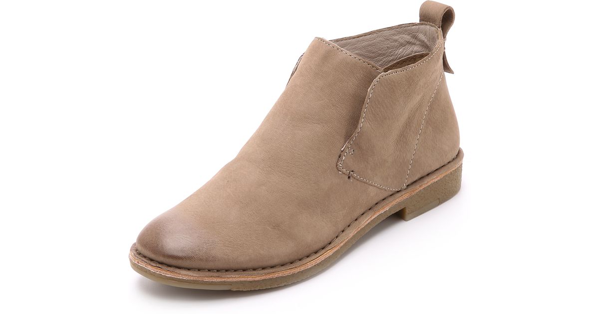 Dolce Vita Findley Booties - Taupe in 