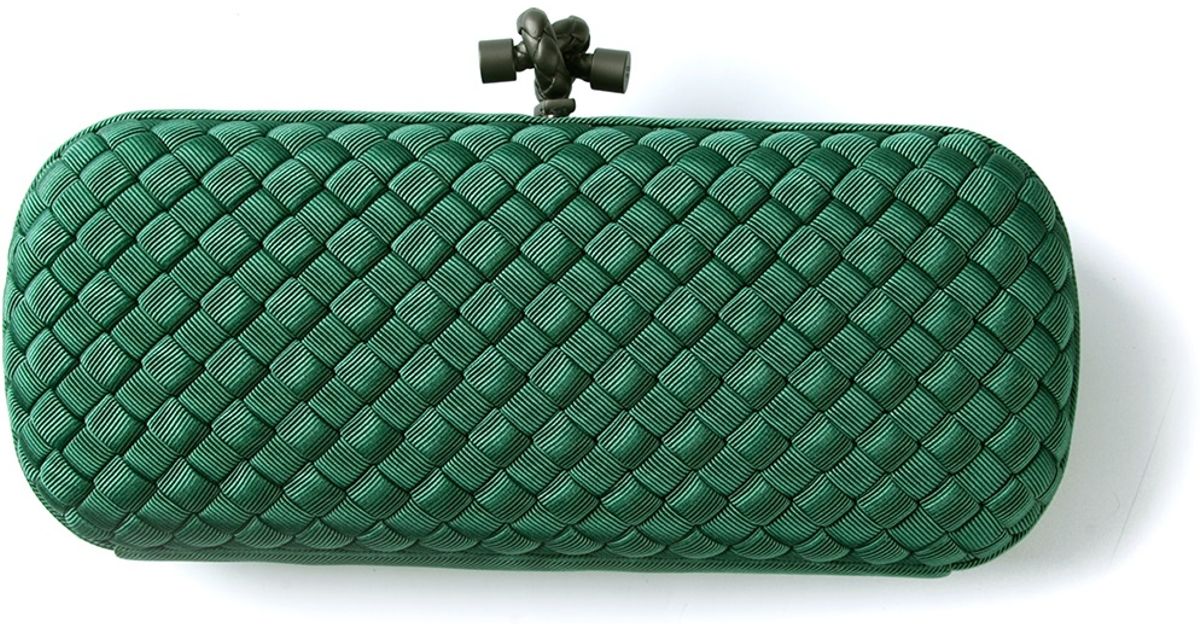 bottega veneta green clutch