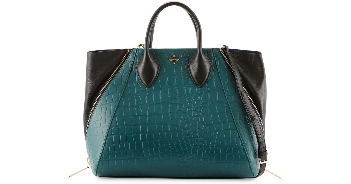 pour victoire bags