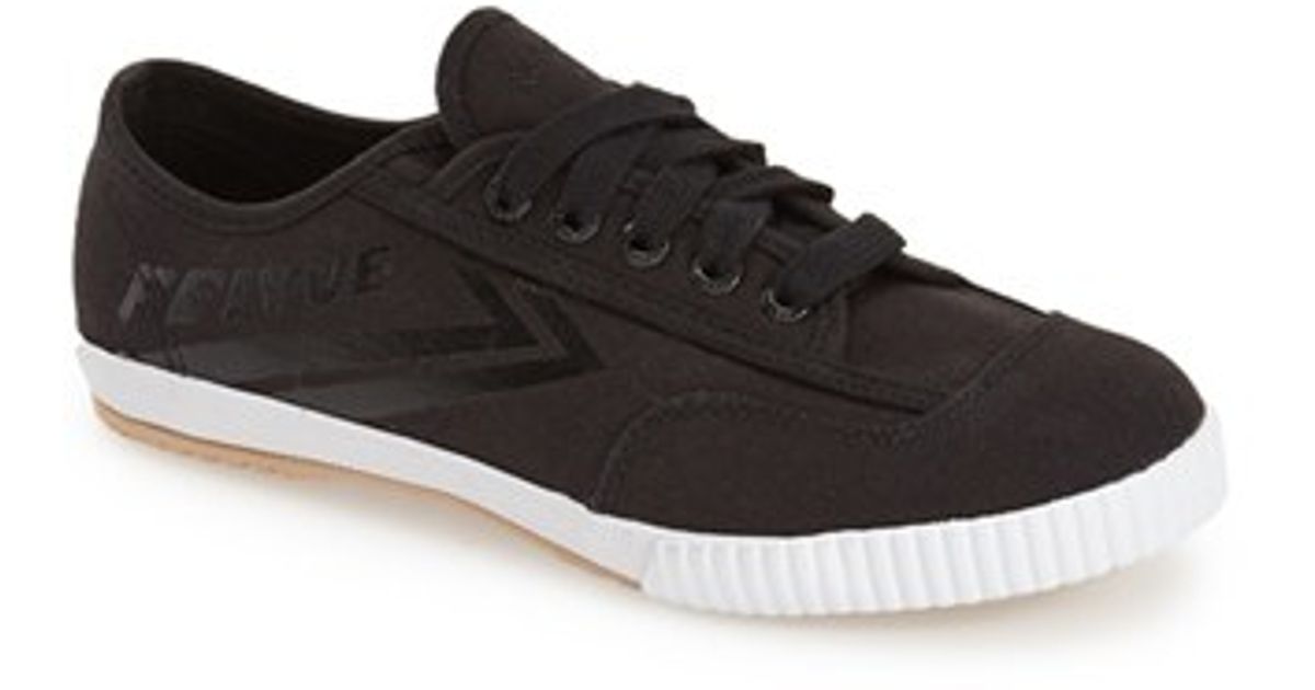 Search form The Authentic, the original and now iconic Vans style, features a simple low top, lace-up profile with sturdy canvas uppers, metal eyelets, and signature rubber waffle outsoles.5/5(14).