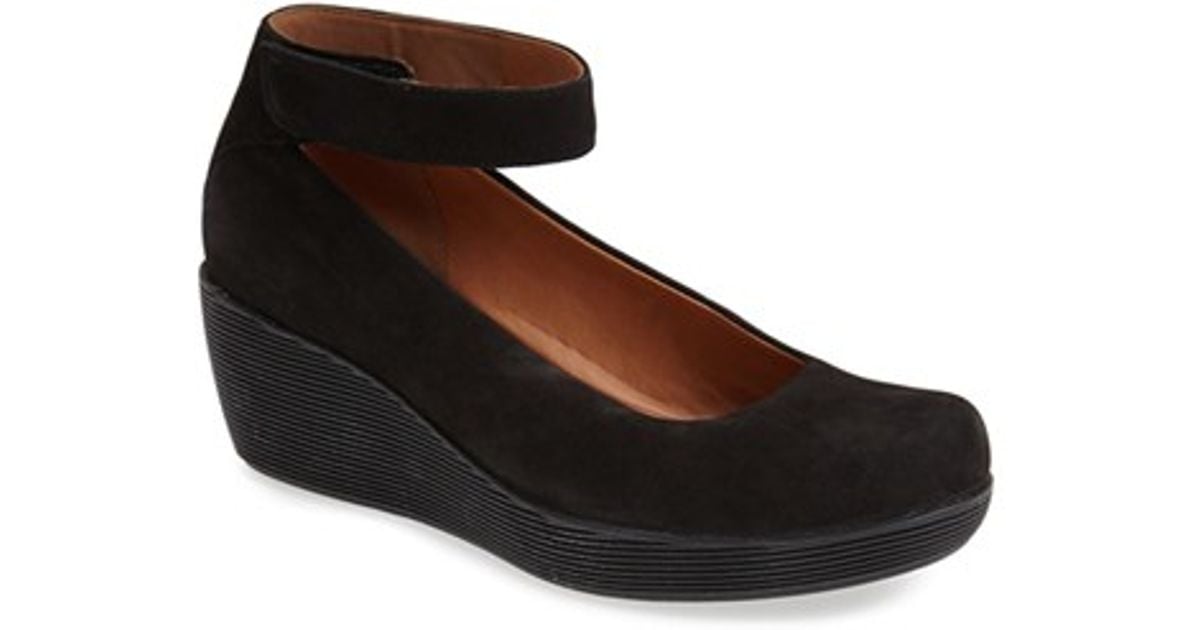 clarks shoes with ankle strap