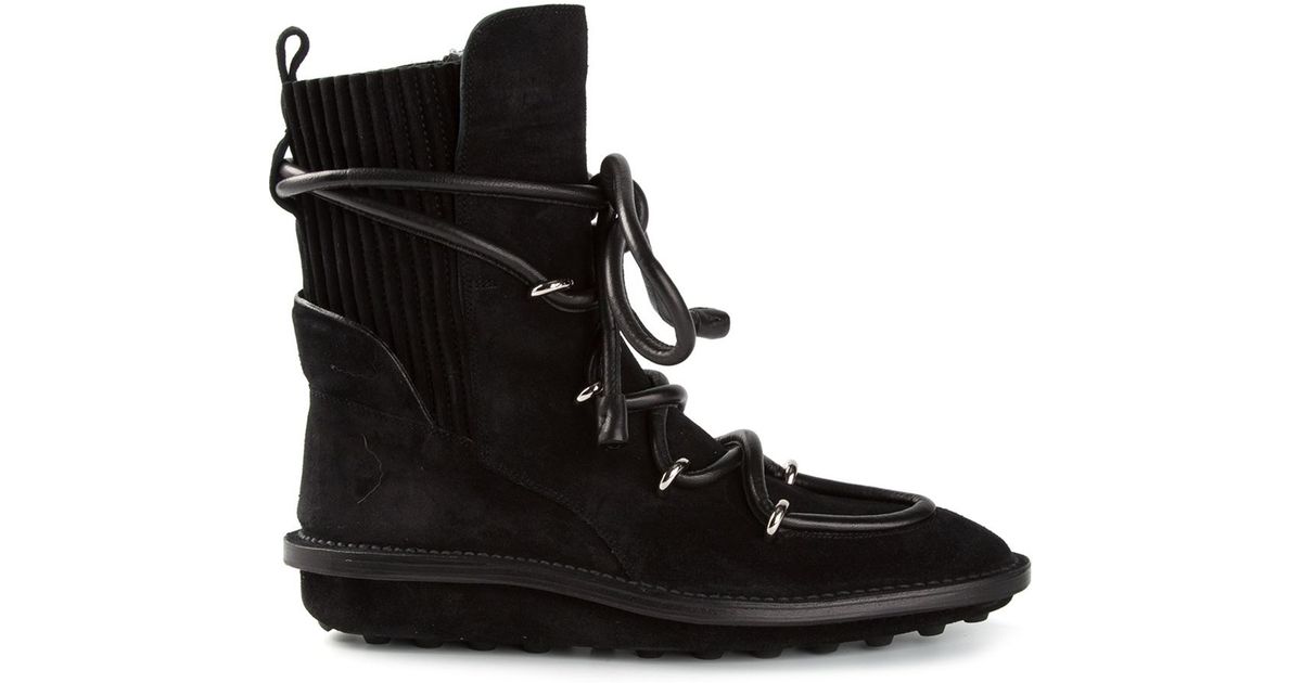 Balenciaga Laceup Snow Boots in Black 