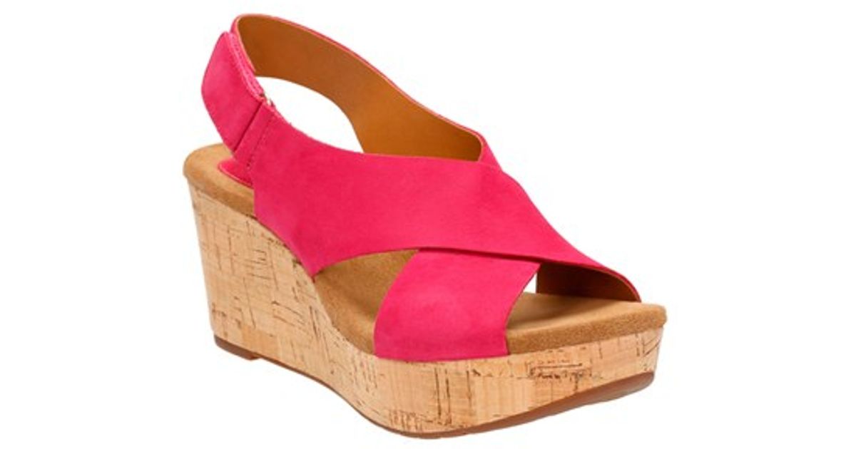 clarks sandals pink
