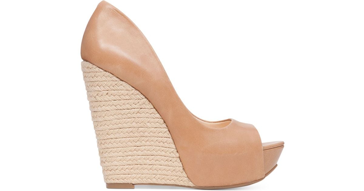 jessica simpson bethani wedge