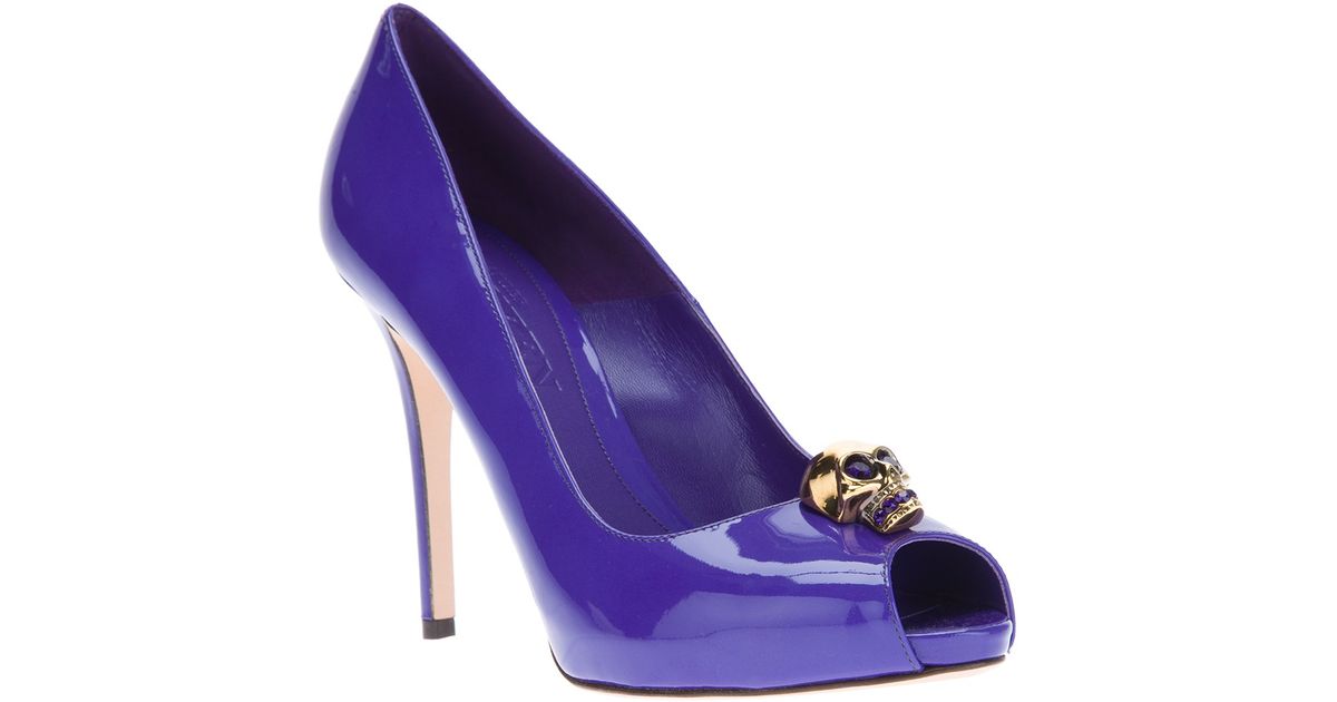 alexander mcqueen skull pumps