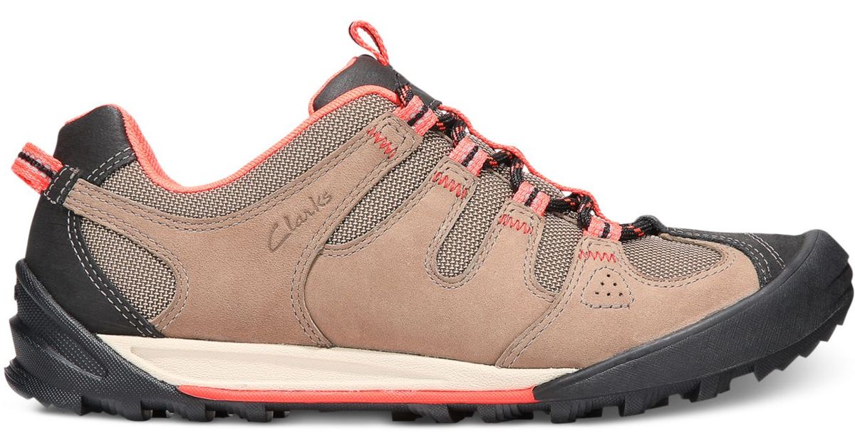clarks outdoor shoes
