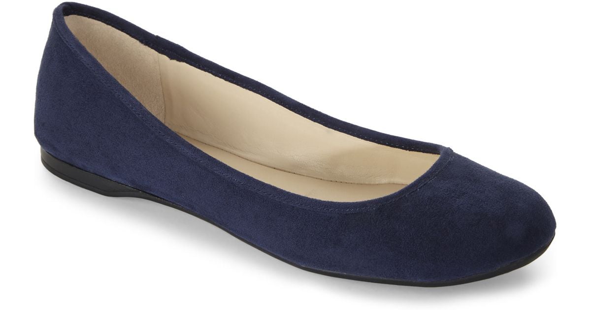 nine west navy flats