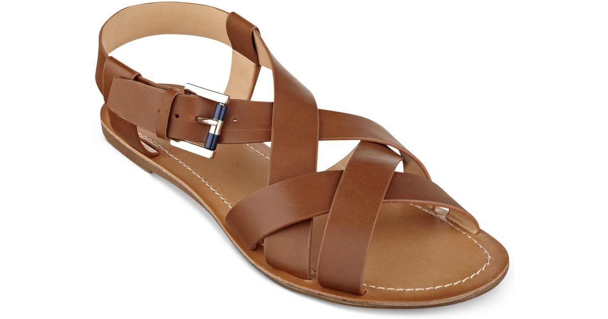 Delvis forbrug Hold sammen med Tommy Hilfiger Womens Lorinda Flat Sandals in Brown | Lyst