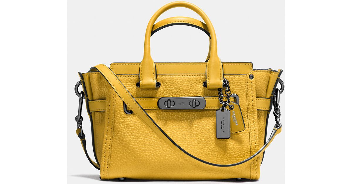 coach swagger 20 in pebble leather