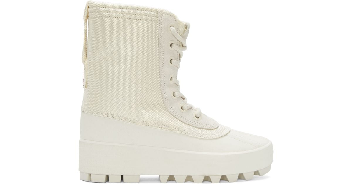 white yeezy boots