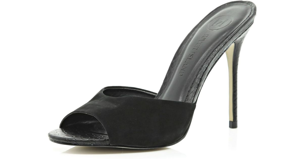 black stiletto mules