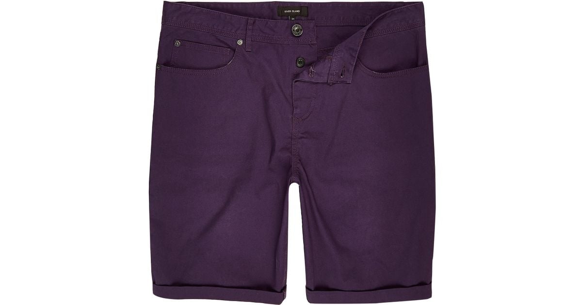 Seller information Men's Chinos Men's Chinos Probably the most versatile style of trouser around, chinos look just as much at home in the office as they do catching up with friends at the weekend.