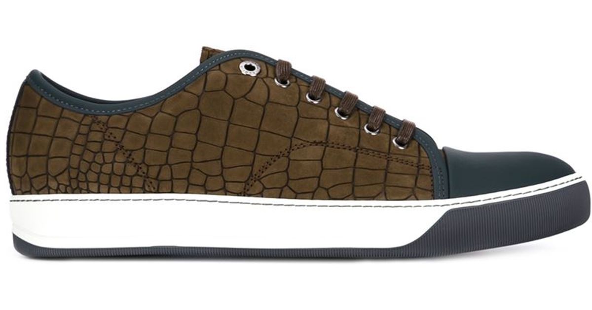 extra wide width character shoes