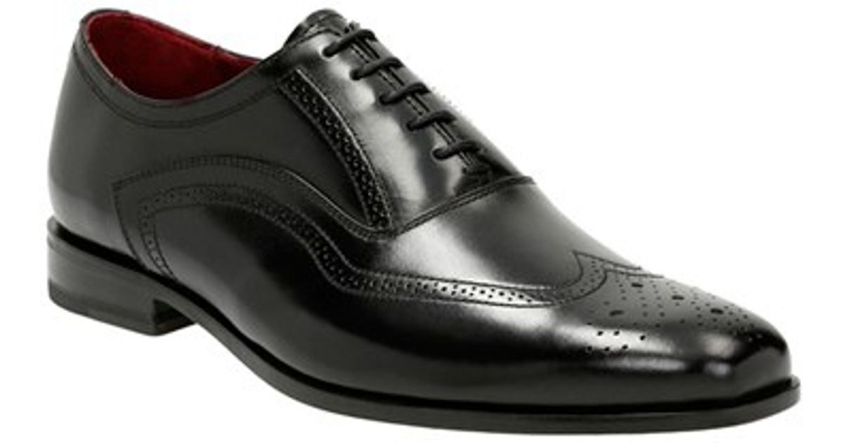 clarks wingtip black