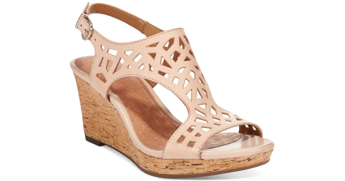 Clarks Artisan Women's Palmdale Sands Wedge Sandals in Natural | Lyst