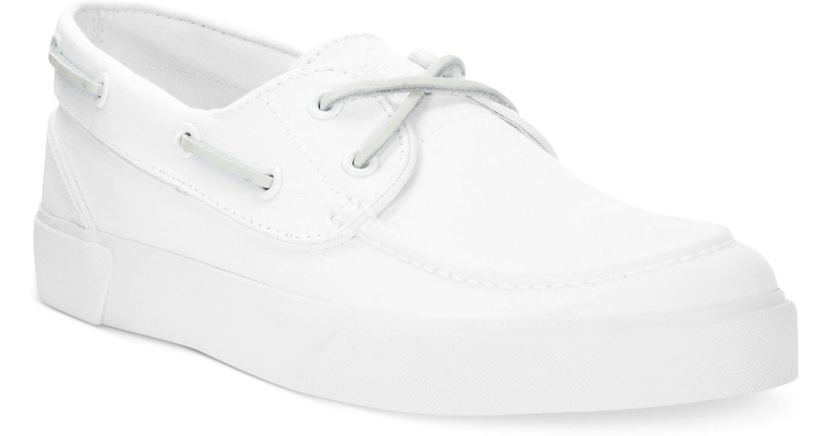 white boat shoes