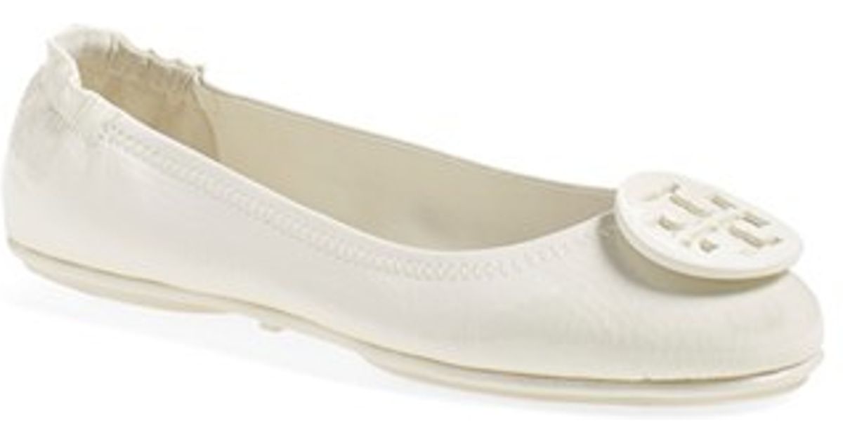 tory burch flats white