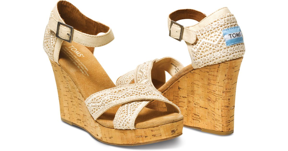 toms cheetah wedges