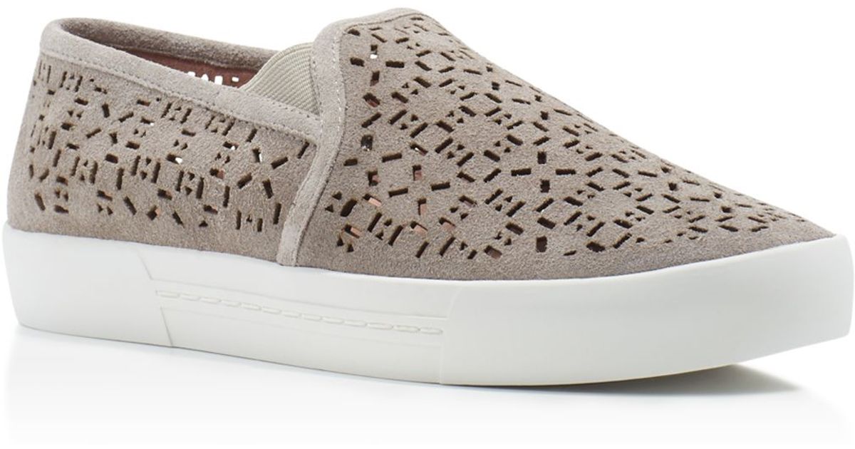 joie slip on sneakers