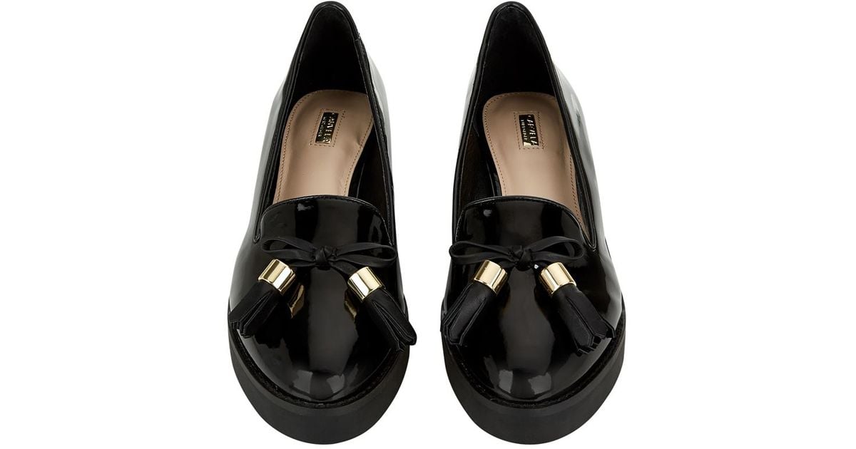 carvela patent moccasin