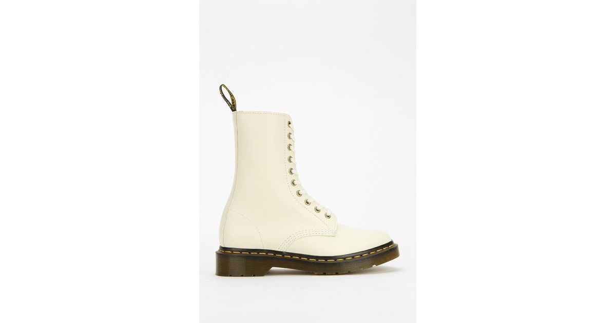 Dr. Martens Alix Pointy-Toed Boot in Ivory (White) | Lyst Canada