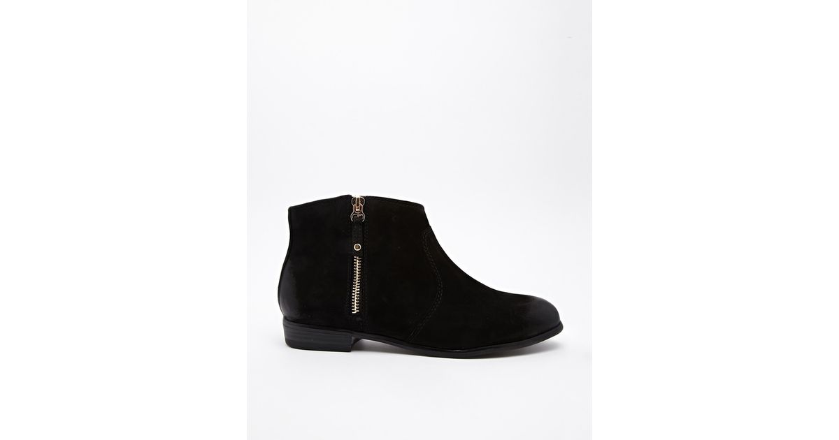 flat ankle boots with zip