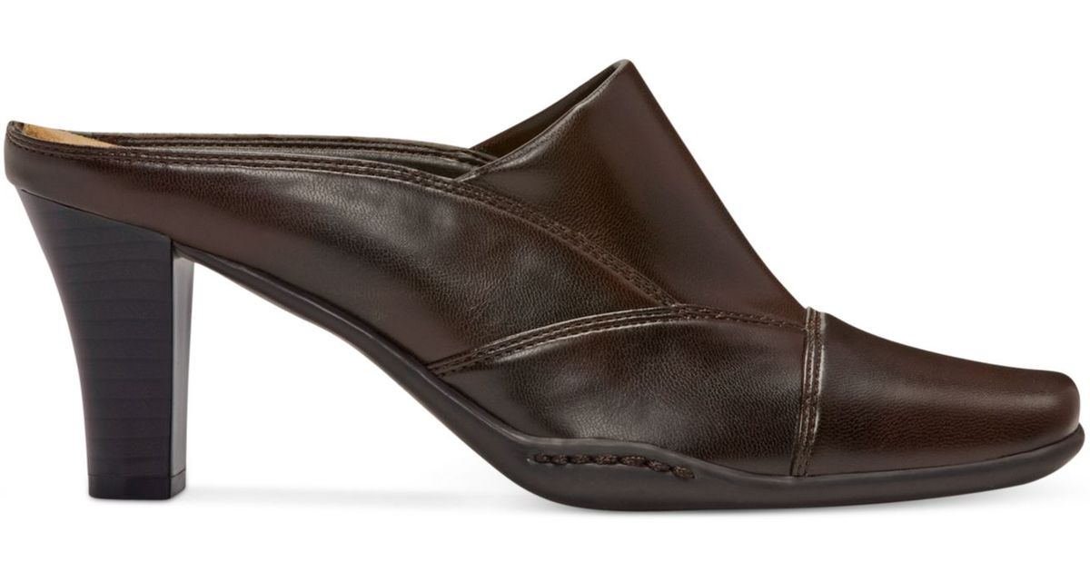 flat mules brown