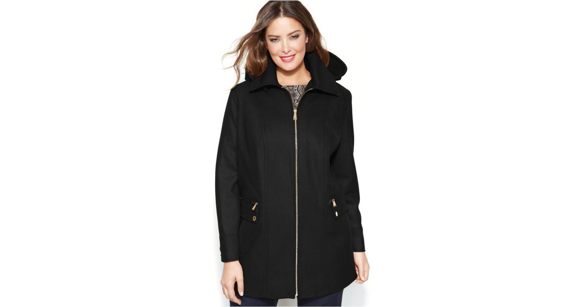 Wool-Blend Hooded Coat in Black 