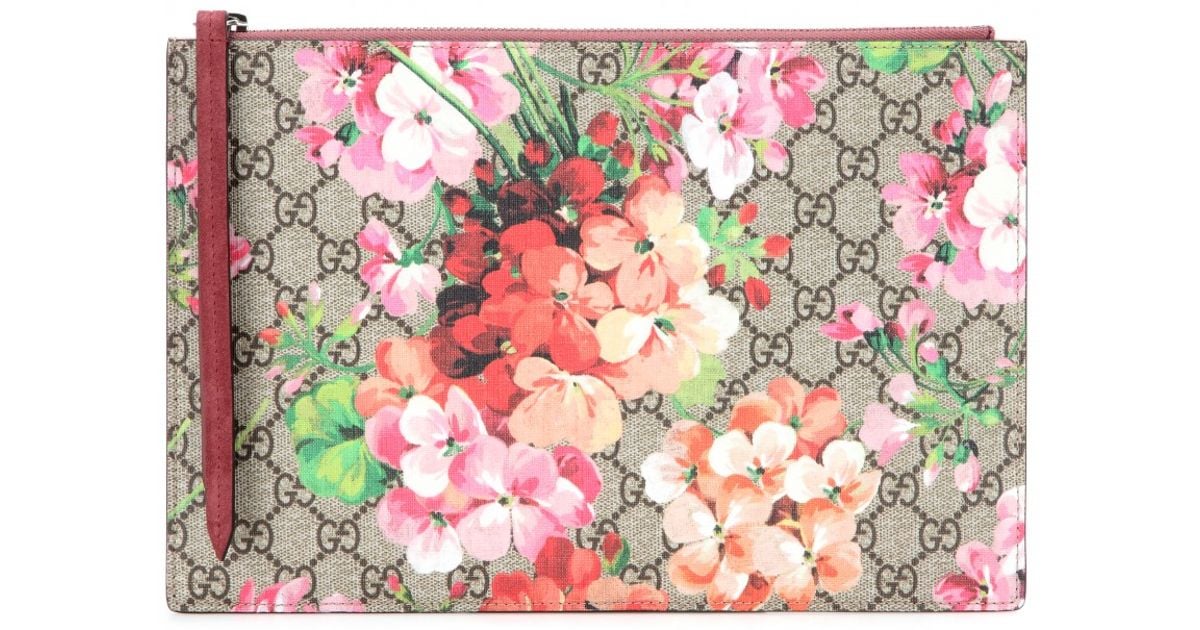Gucci Gg Blooms Printed Clutch - Lyst