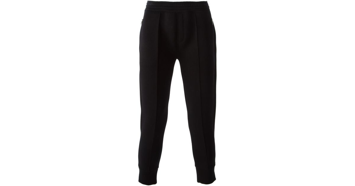 tapered black sweatpants