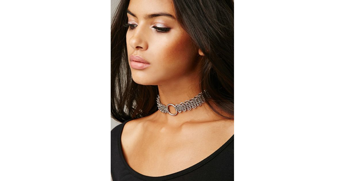 Forever 21 Gypsy Warrior Chainmail Choker In Silver Metallic Lyst