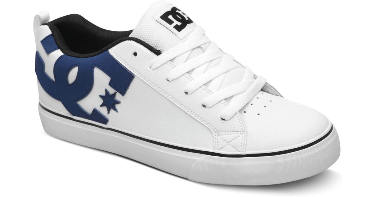 DC Shoes Court Vulc Sneakers in White 