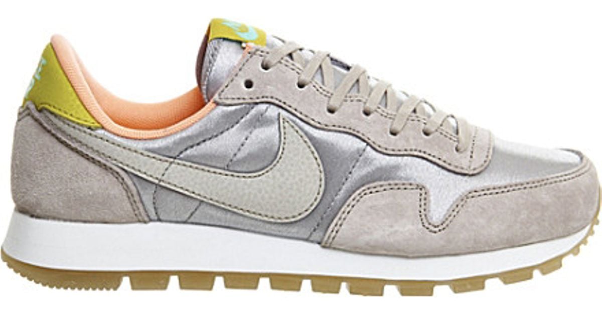 nike air pegasus 83 womens