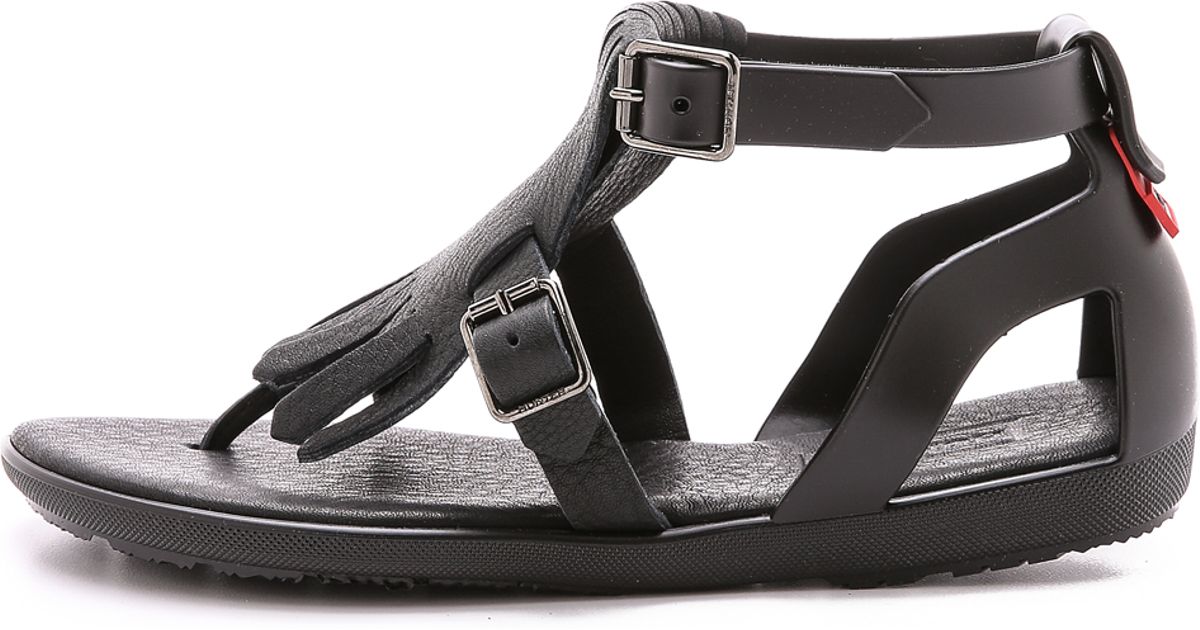 hunter beach sandals