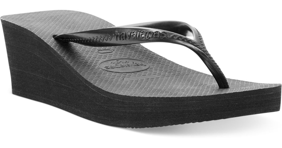 Havaianas Women's High Fashion Wedge Flip Flops in Black | Lyst