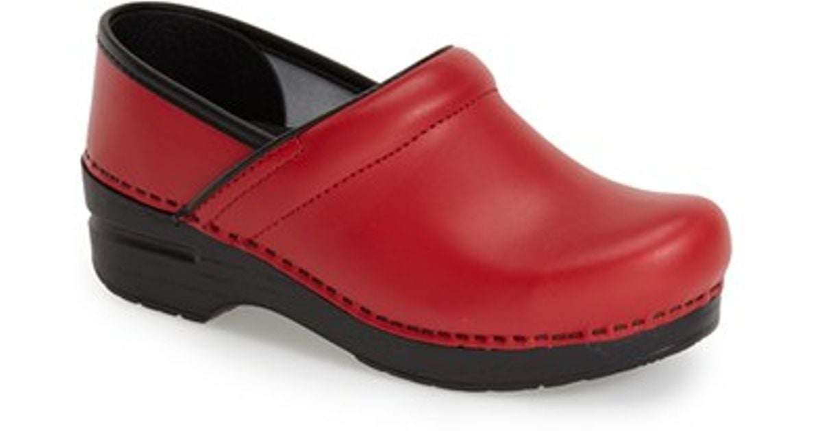 heart shoes converse