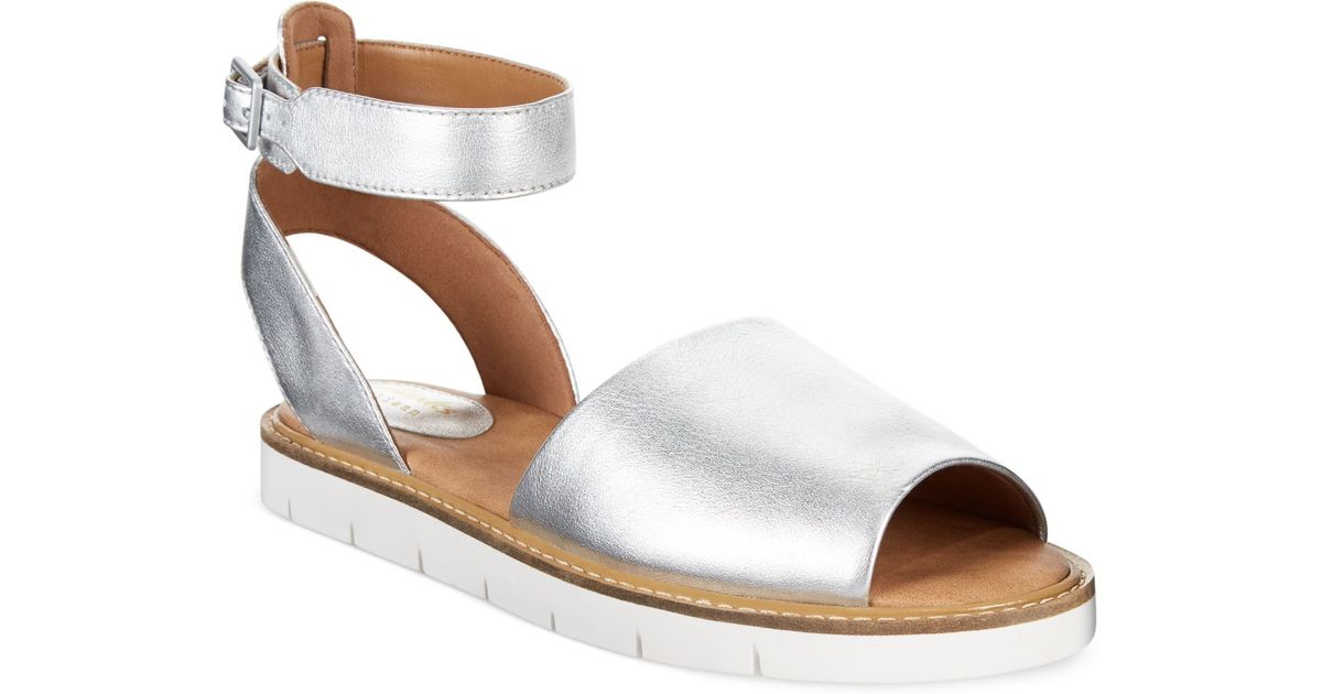 clarks artisan women's lydie hala flat sandals