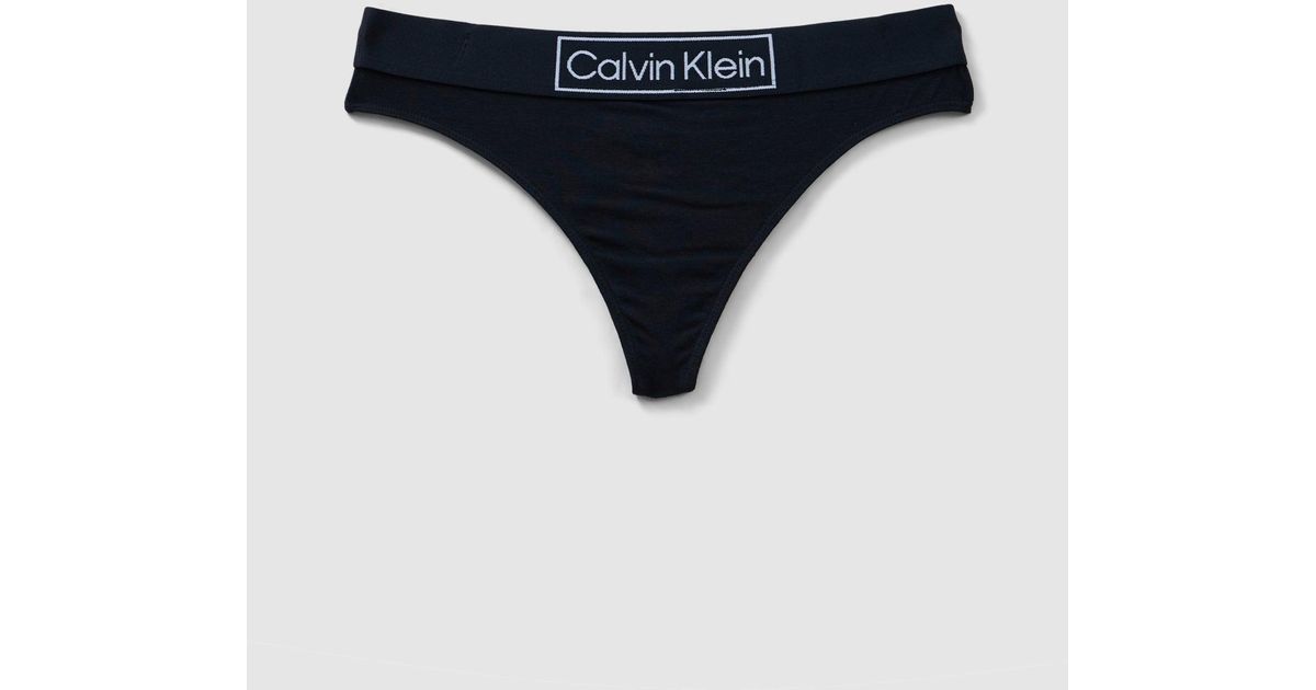 De waarheid vertellen versieren Geroosterd Calvin Klein Underwear Reimagined Heritage Mid Rise Thong in Black | Lyst