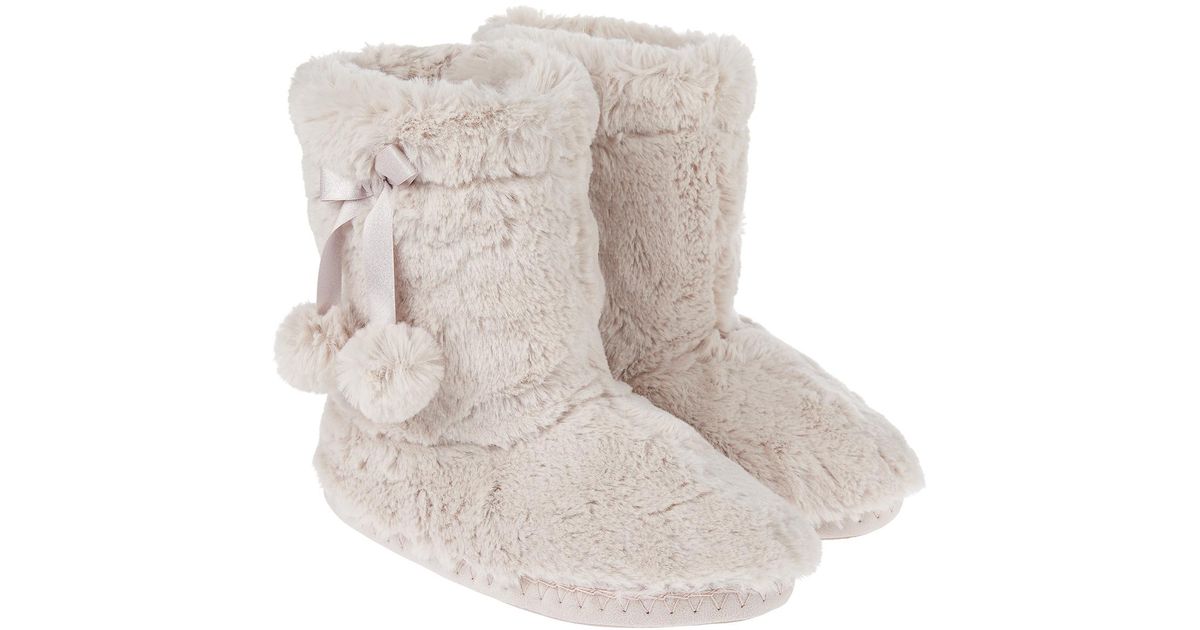 accessorise slipper boots